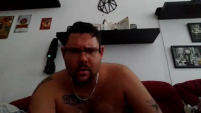 sexykevin17cm online show from April 19, 2026, 1:23 pm