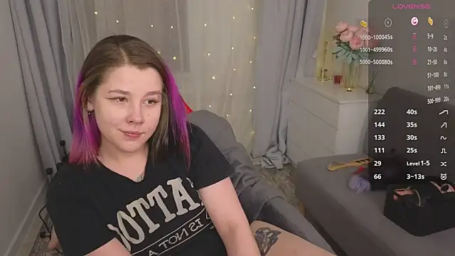 Mira Falls online show from March 13, 2025, 12:02 pm