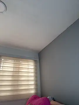 Sammy pink online show from September 23, 2025, 12:56 pm