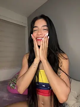 Snapshot of Sammy_pink chatting on May 19, 2026, 12:04 am Sammy pink online show from May 19, 2026, 12:04 am