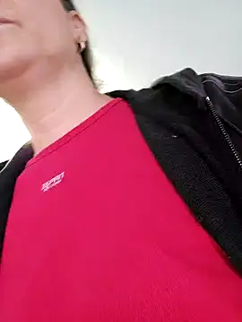 IsabelleCraft online show from March 20, 2025, 4:09 pm