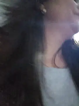 IsabelleCraft online show from February 2, 2026, 2:38 pm