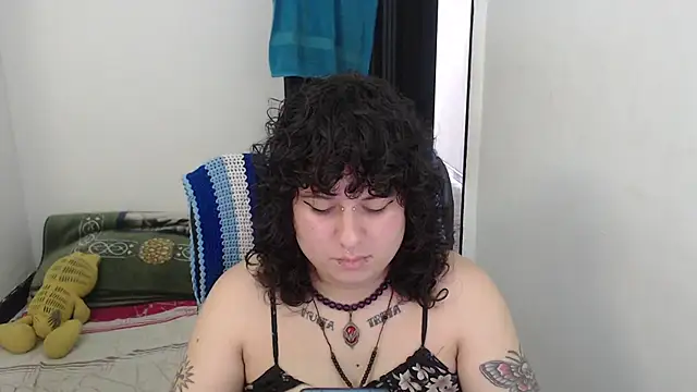 Smoke trip Alicia online show from February 15, 2026, 5:12 pm