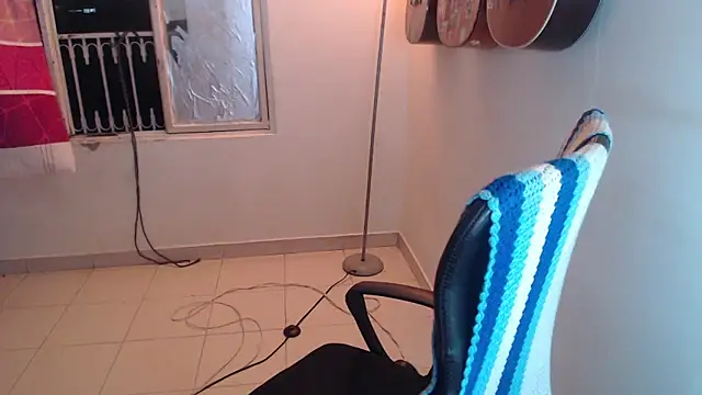 Smoke trip Alicia online show from December 2, 2025, 9:33 am