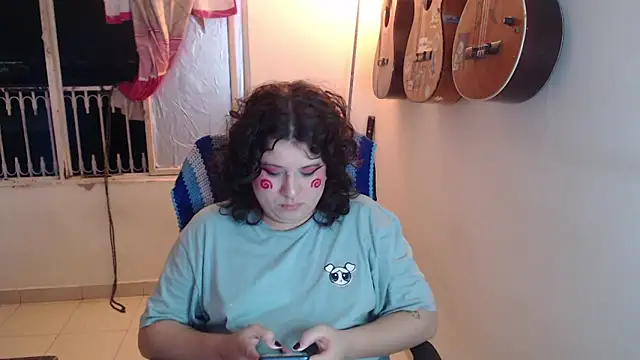 Smoke trip Alicia online show from October 16, 2025, 3:48 am