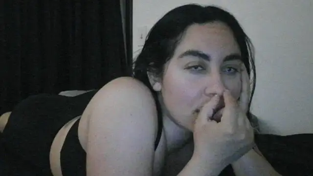 Snapshot of WetFlower69 chatting on June 18, 2026, 12:53 am WetFlower69 online show from June 18, 2026, 12:53 am