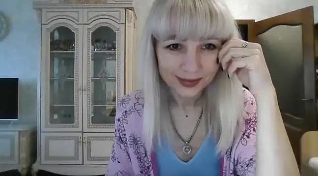 BarbaraKim online show from January 9, 2025, 9:06 am