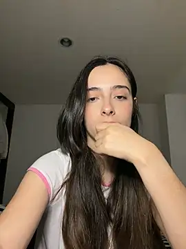 swrennn19 online show from February 8, 2026, 4:37 pm