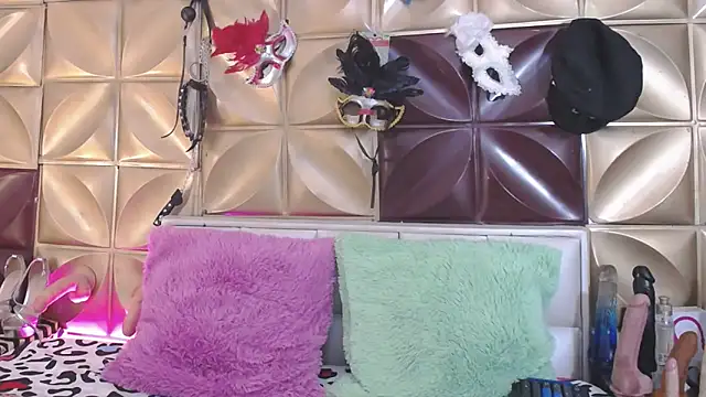 VIKY HOTT online show from February 8, 2025, 11:24 pm