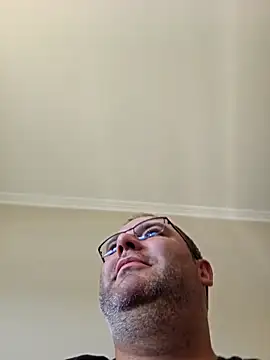 Andrew1900529 online show from September 22, 2025, 7:47 am