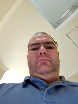 Andrew1900529 online show from March 7, 2025, 10:02 am