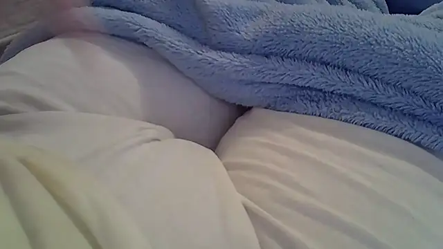 perescam online show from April 12, 2026, 1:36 pm