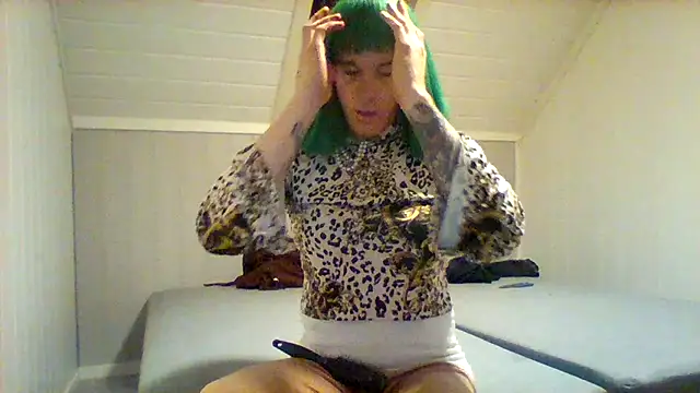 SassyAmanda87 online show from September 24, 2025, 12:51 am