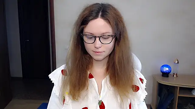 BettyGinger online show from January 30, 2025, 4:24 pm