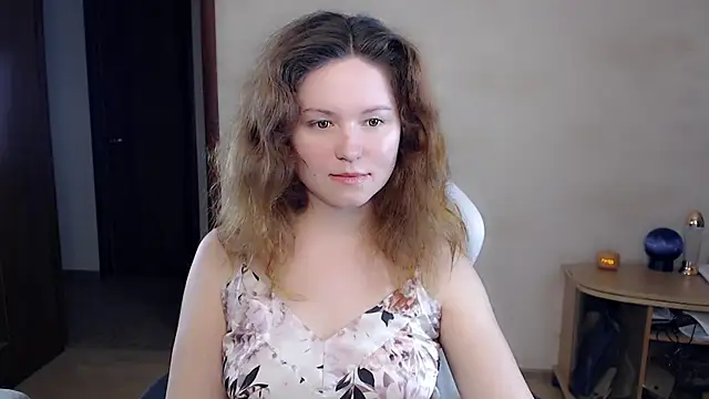 BettyGinger online show from October 5, 2025, 7:48 pm