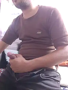 HotBoyOm online show from February 8, 2025, 5:29 am