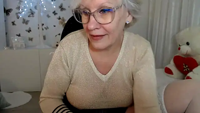 Ghertrude52 online show from March 21, 2025, 7:33 am