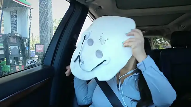 Snapshot of Foglove69 chatting on October 29, 2025, 4:28 pm Foglove69 online show from October 29, 2025, 4:28 pm