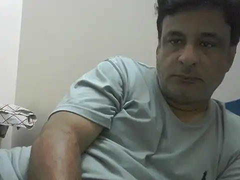 desipapaxxx online show from October 4, 2025, 4:14 am