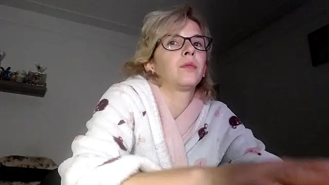 SexxyLety online show from November 22, 2025, 7:13 pm