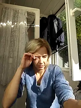 SexxyLety online show from October 17, 2025, 11:34 am