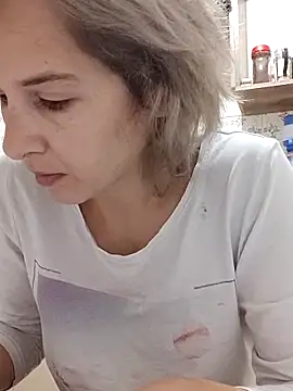 SexxyLety online show from December 1, 2025, 9:54 am