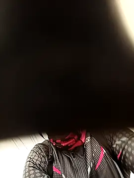 emma tour online show from September 18, 2025, 2:31 pm