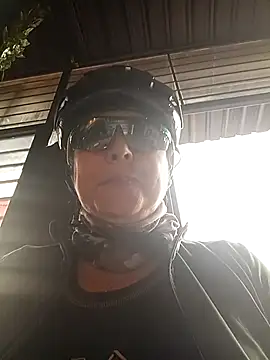 emma tour online show from October 3, 2025, 2:40 pm