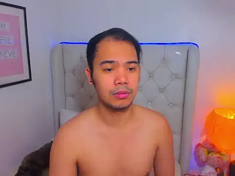 AsianZero online show from March 20, 2026, 4:19 pm