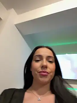 Rileysim88 online show from February 18, 2025, 7:21 am