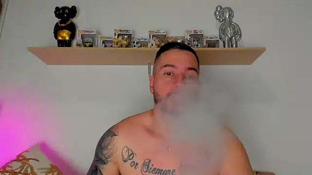 camilo restrepo21 online show from October 25, 2025, 12:54 am