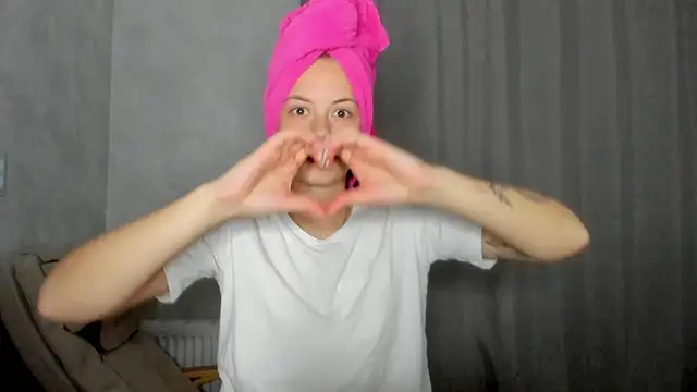 why again me online show from April 19, 2026, 8:55 pm