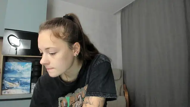 why again me online show from September 21, 2025, 4:45 pm