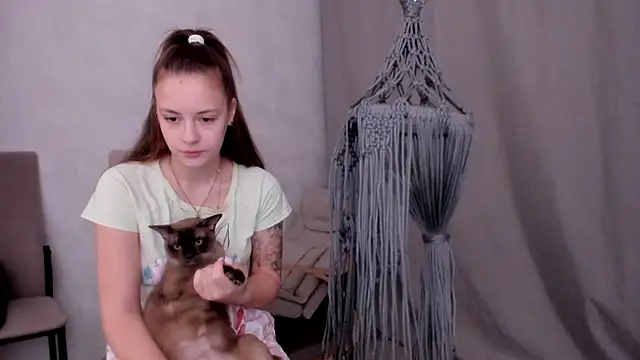 why again me online show from February 24, 2025, 5:20 pm