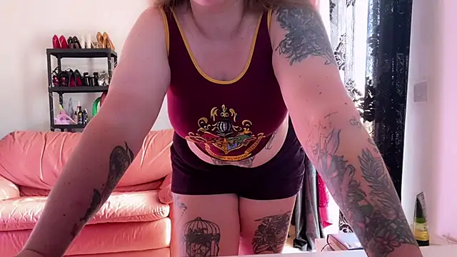 kisicaxx online show from September 10, 2025, 6:45 am