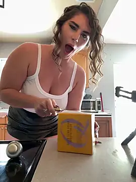 lovely beast online show from March 5, 2025, 5:08 pm