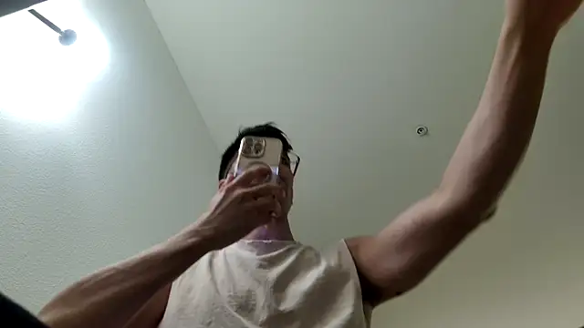 Snapshot of SebastianReiss chatting on June 18, 2026, 4:33 am SebastianReiss online show from June 18, 2026, 4:33 am