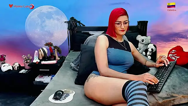 Hanna Luna online show from December 17, 2024, 6:35 am