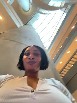   Nessa   online show from April 4, 2026, 12:34 pm