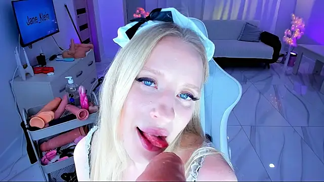 Snapshot of Jane_Klein chatting on February 19, 2025, 12:35 am Jane Klein online show from February 19, 2025, 12:35 am