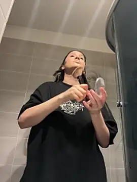 IrisBlues online show from December 21, 2025, 5:03 pm