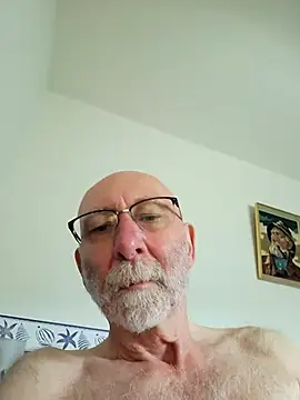 Snapshot of briochin chatting on September 10, 2025, 12:26 pm briochin online show from September 10, 2025, 12:26 pm