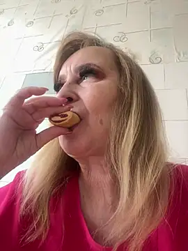 Snapshot of Irina2909@xh chatting on February 16, 2026, 11:20 am Irina2909xh online show from February 16, 2026, 11:20 am