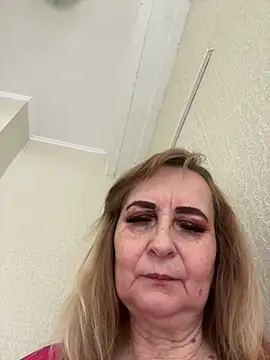 Snapshot of Irina2909@xh chatting on March 3, 2026, 11:17 am Irina2909xh online show from March 3, 2026, 11:17 am