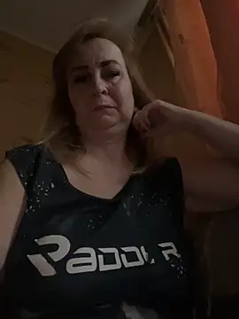 Irina2909xh online show from November 29, 2025, 6:13 am