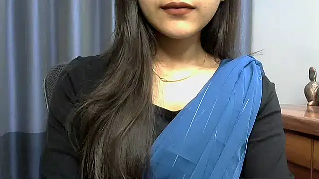 Snapshot of selen_5 chatting on February 15, 2025, 7:17 pm selen 5 online show from February 15, 2025, 7:17 pm