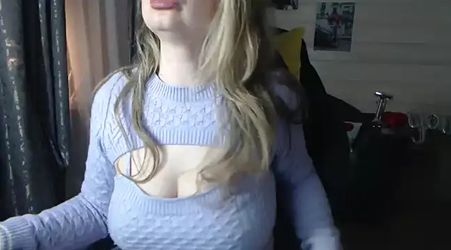 RubiLakros online show from March 1, 2025, 4:54 pm