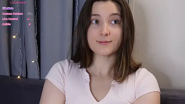 Snapshot of BeckyMartens chatting on September 23, 2025, 1:01 am BeckyMartens online show from September 23, 2025, 1:01 am