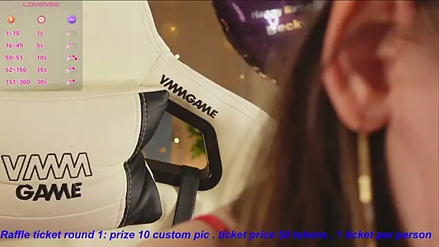 Snapshot of BeckyMartens chatting on January 12, 2025, 1:21 am BeckyMartens online show from January 12, 2025, 1:21 am