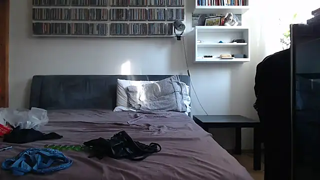 daviixx online show from March 11, 2025, 3:02 pm